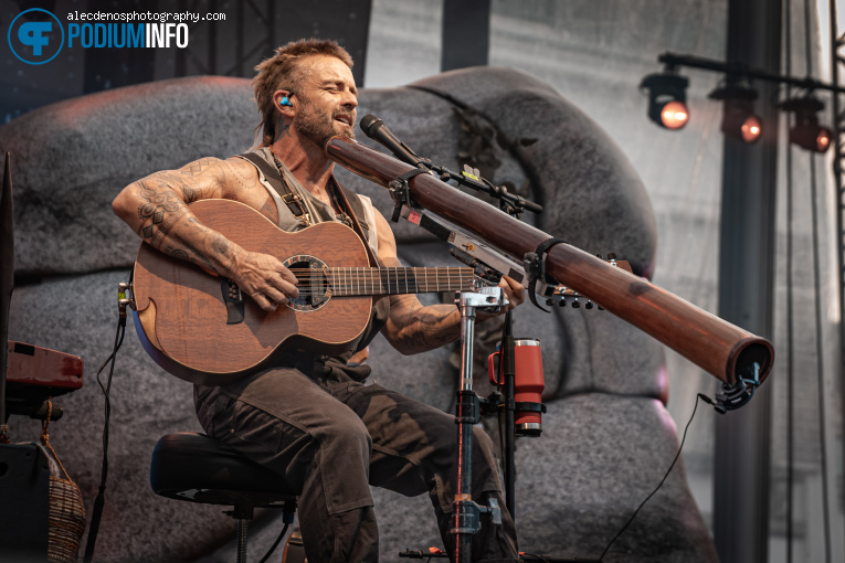 Xavier Rudd op Xavier Rudd - Royal Park Live - 08/07 - Paleis Soestdijk foto