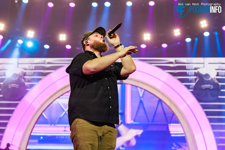 Luke Combs op Luke Combs -  My Kinda Saturday Night Tour - 11/07 - Johan Cruijff ArenA foto