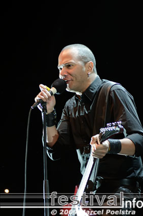 Danko Jones op Huntenpop 2009 foto