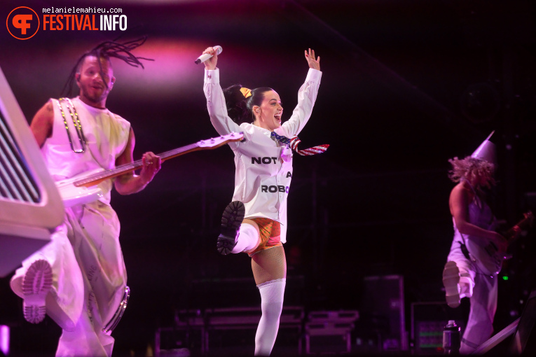 Katy Perry op Paléo 2026 foto