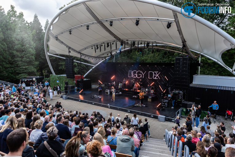 Diggy Dex op Diggy Dex - 18/07 - Zuiderparktheater foto