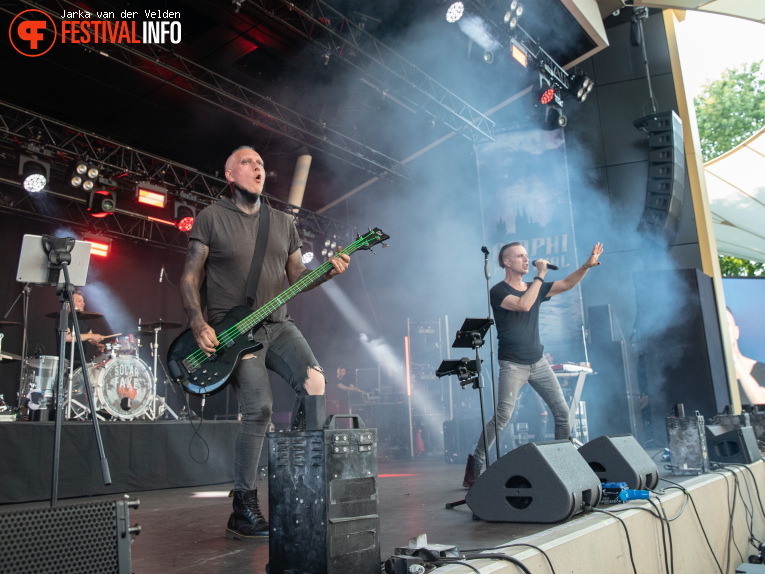 Solar Fake op Amphi Festival 2026 foto