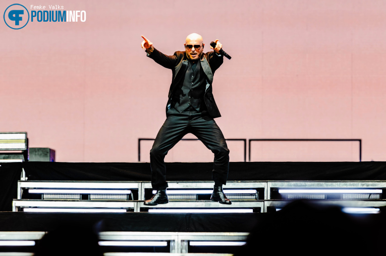 Pitbull op Pitbull - I'm Back - 15/07 - Gelredome foto