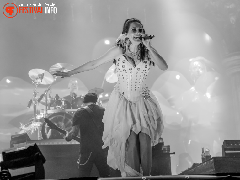 Within Temptation op M'era Luna 2026 foto
