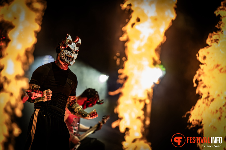 Slaughter To Prevail op Dynamo MetalFest 2026 - Zaterdag foto