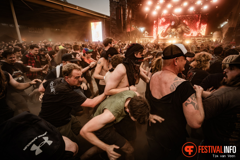 Slaughter To Prevail op Dynamo MetalFest 2026 - Zaterdag foto