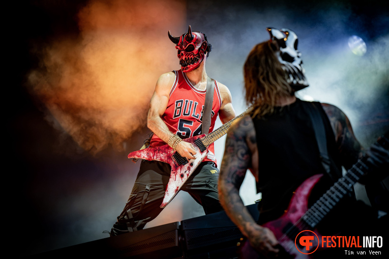 Slaughter To Prevail op Dynamo MetalFest 2026 - Zaterdag foto