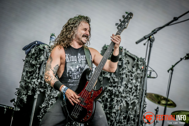 Soulfly op Dynamo MetalFest 2026 - Zondag foto