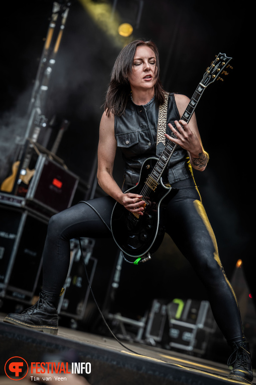 Kittie op Dynamo MetalFest 2026 - Zondag foto