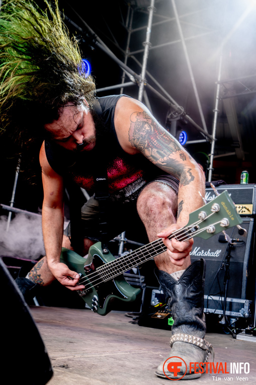 200 Stab wounds op Dynamo MetalFest 2026 - Zondag foto
