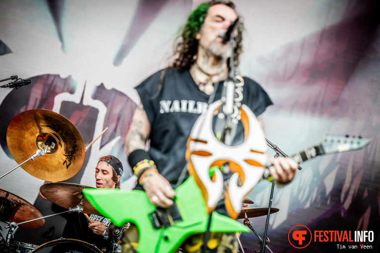Soulfly op Dynamo MetalFest 2026 - Zondag foto