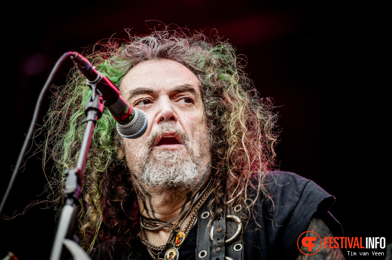 Soulfly op Dynamo MetalFest 2026 - Zondag foto
