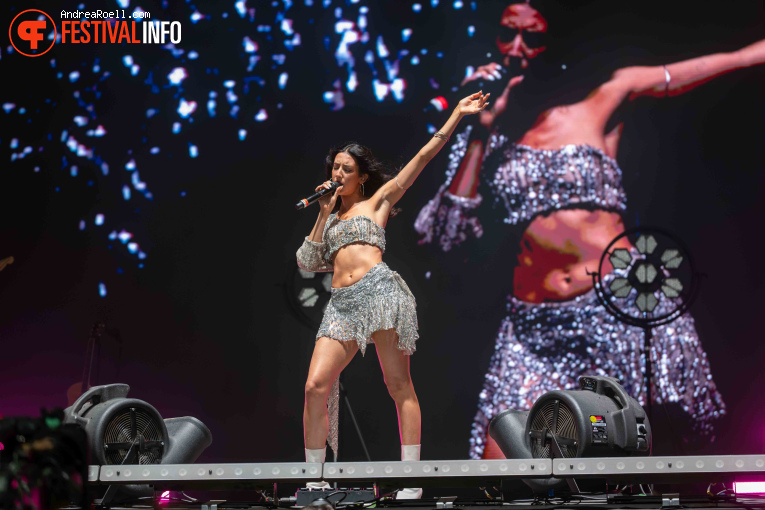 Naïka op Sziget 2026 - Vrijdag foto