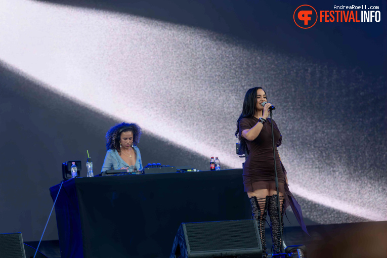Jorja Smith op Sziget 2026 - Zaterdag foto