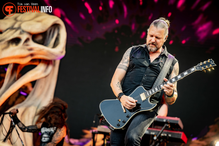 Amorphis op Dynamo MetalFest 2026 - Vrijdag foto