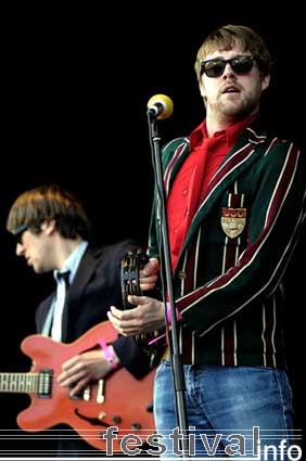 Kaiser Chiefs op Pinkpop 2005 foto