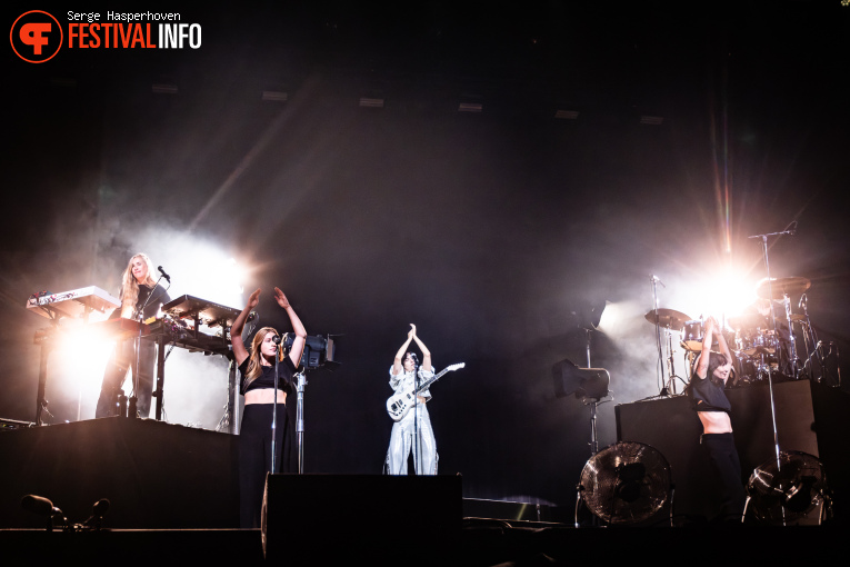 Eefje de Visser op Lowlands 2026 - Zaterdag foto
