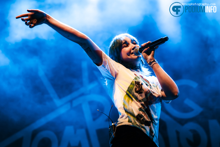 Satine op The Living Tombstone - 30/08 - TivoliVredenburg foto