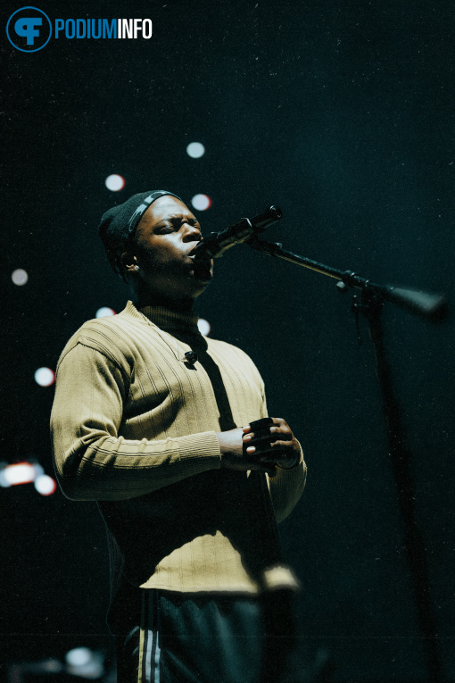 Daniel Caesar op Daniel Caesar - 06/09 - Ziggo Dome foto