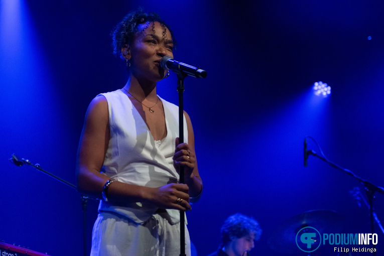 Lateesha op Arrested Development - 11/09 - Metropool Enschede foto