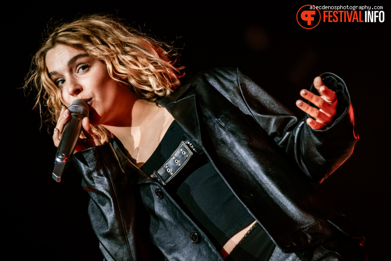 Pommelien Thijs op Appelpop 2026 - Vrijdag foto