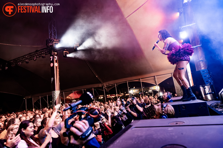 Sophie Straat op Appelpop 2026 - Vrijdag foto