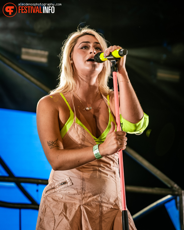 Bente op Appelpop 2026 - Zaterdag foto