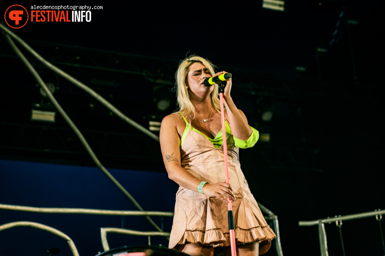 Bente op Appelpop 2026 - Zaterdag foto
