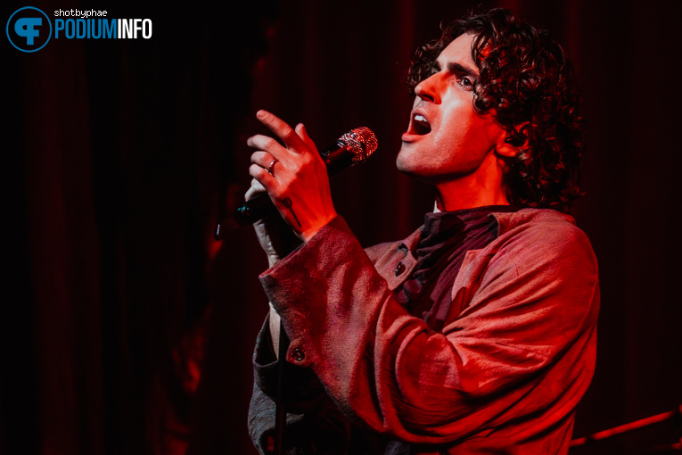 Duncan Laurence op Duncan Laurence - 19/09 - Koninklijk Theater Carré foto