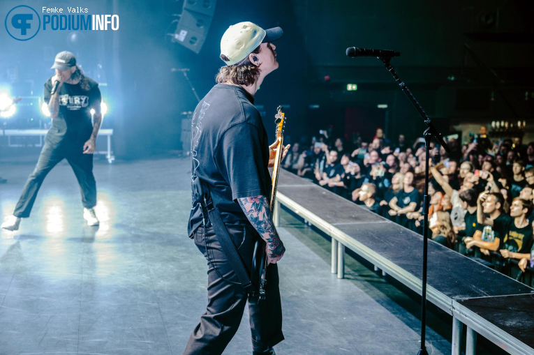 The Amity Affliction op The Amity Aflliction - 08/10 - 013 foto