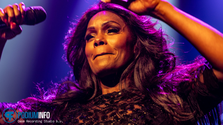 Donna's Hot Stuff op Donna's Hot Stuff - 27/09 - Luxor Live foto