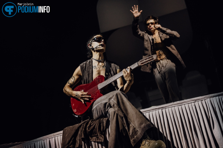 CA7RIEL & Paco Amoroso op CA7RIEL & Paco Amoroso - 01/10 - AFAS Live foto