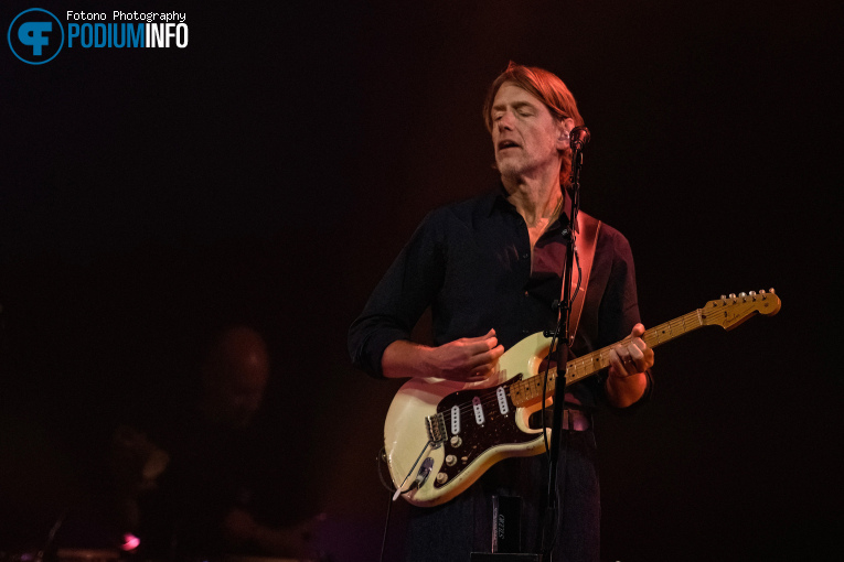 Ed O'brien op Ed O'brien - 04/10 - Koninklijk Theater Carré foto