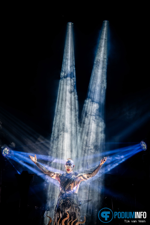 Behemoth op Behemoth / Dimmu Borgir - 18/10 - Mainstage foto