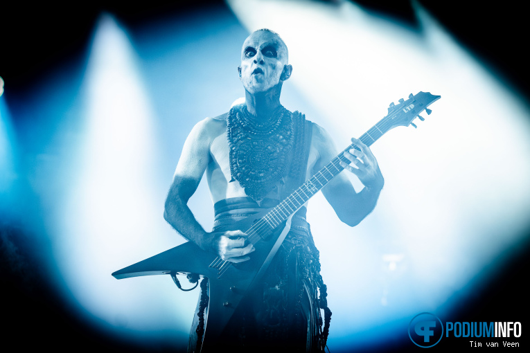 Behemoth op Behemoth / Dimmu Borgir - 18/10 - Mainstage foto
