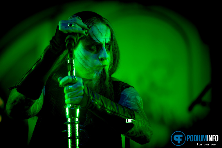 Dimmu Borgir op Behemoth / Dimmu Borgir - 18/10 - Mainstage foto