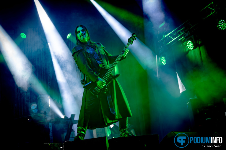Dimmu Borgir op Behemoth / Dimmu Borgir - 18/10 - Mainstage foto