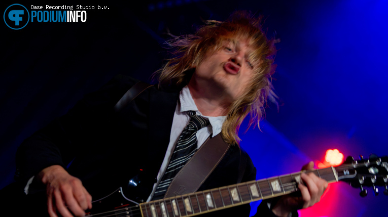 ACinDC op ACinDC - Dirty Deeds - 30/10 - Estrado foto