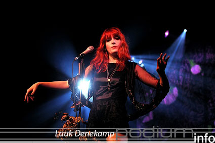 Florence + The Machine op Florence and the Machine - 8/10 - Melkweg foto