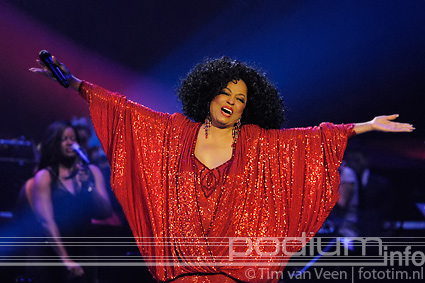 Foto Diana Ross op Symphonica in Rosso Presents: Diana Ross - 16/10 - Gelredome