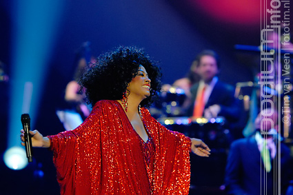 Diana Ross op Symphonica in Rosso Presents: Diana Ross - 16/10 - Gelredome foto