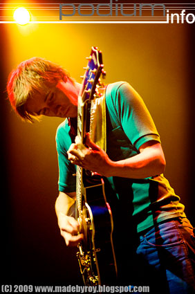 Sondre Lerche op The Fray - 17/10 - 013 foto