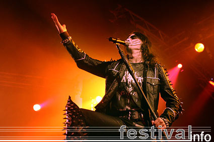 Dimmu Borgir op Waldrock 2005 foto