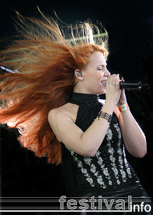 Epica op Waldrock 2005 foto