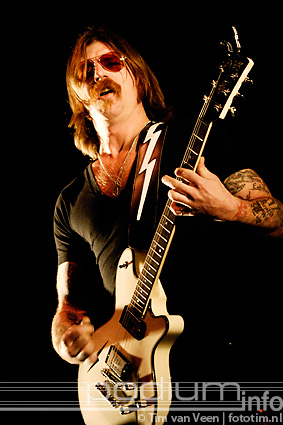 Eagles of Death Metal op Arctic Monkeys - 11/11 - Heineken Music Hall foto