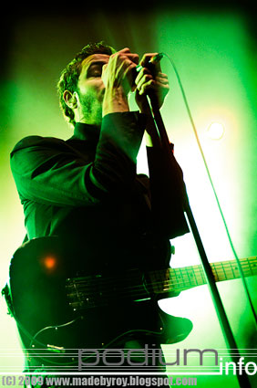 Editors op Editors - 11/11 - 013 foto