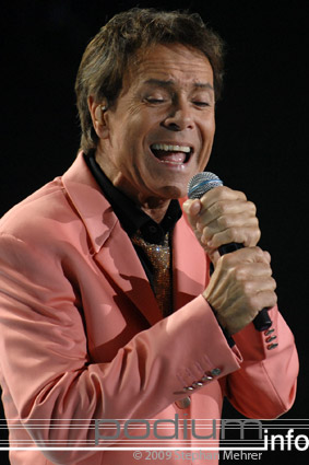 Cliff Richard op Cliff Richard - 11/11 - Ahoy foto