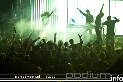 Flinke Namen op Dio - 13/11 - Effenaar foto