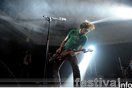 A Place To Bury Strangers op London Calling #2 2009 foto