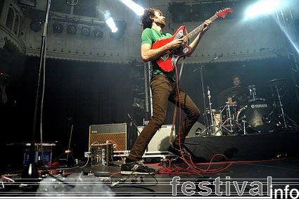 A Place To Bury Strangers op London Calling #2 2009 foto